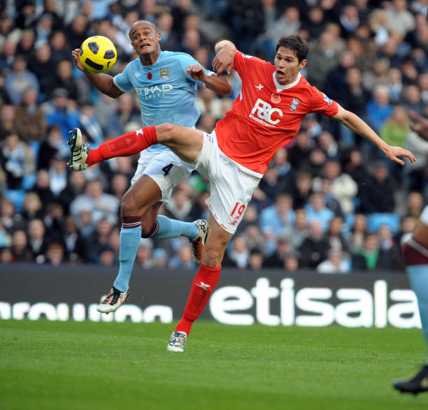 如前锋打入 如前锋打入